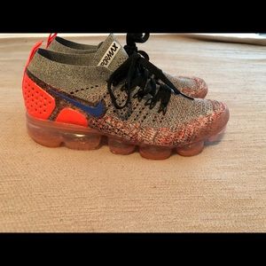 Nike Air VaporMax Flyknit 3 Women’s Sz 8